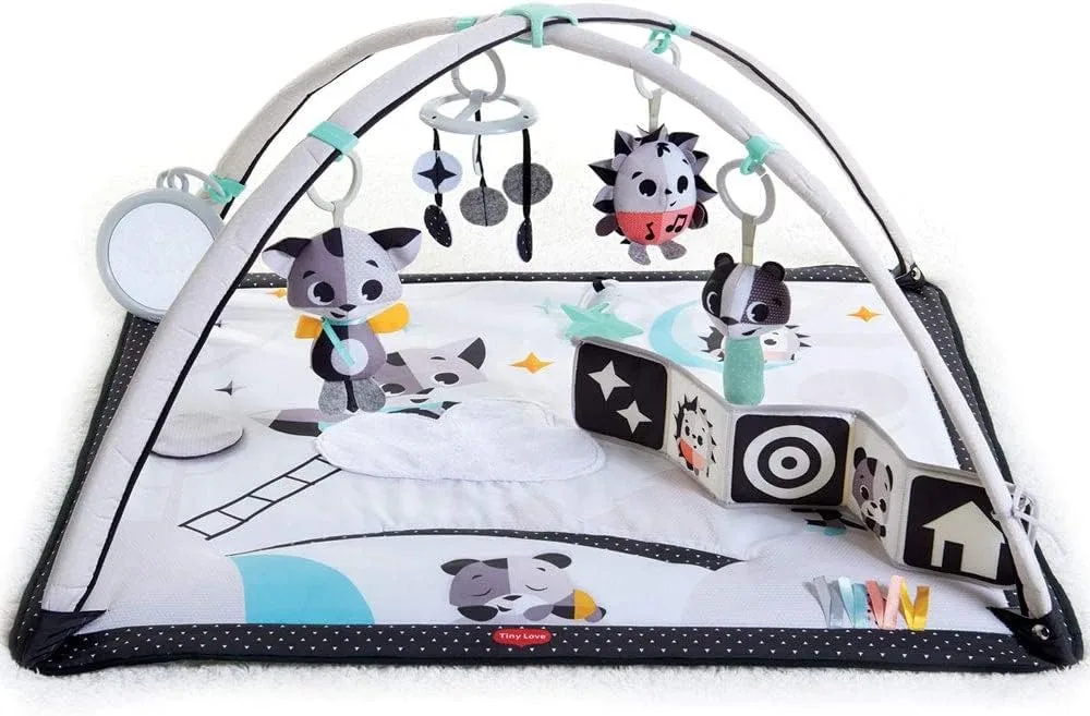 Tiny Love Black & White Tapis d'éveil, Tapis de Jeu Musical Bébé 2-en-1, 0 Mois+, Tapis de Jeu Bébé, 18 Activités, Jouet Musical Interactif, Livre très Contrasté, Arches Réglables, Histoires Magiques…